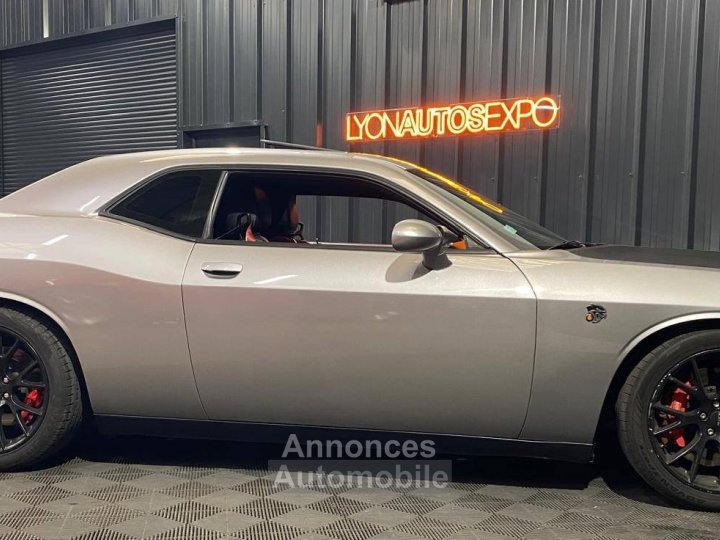 Dodge Challenger HELLCAT V8 62 SUPERCHARGED 717 CH HELLCAT V8 62 SUPERCHARGED 717 CH - 15