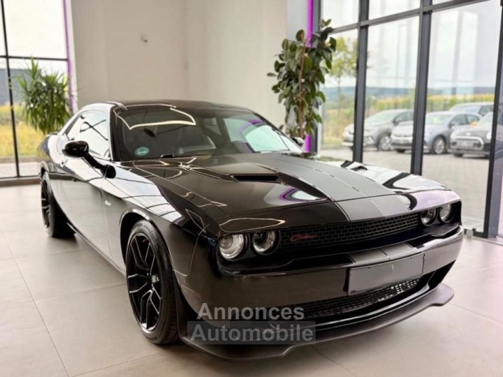 Dodge Challenger R-T 57 HEMI V8, int&eacute;rieur cuir, navigation GPS, cam&eacute;ra de recul - 1