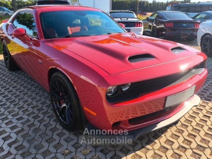 Dodge Challenger SRT 392 64 V8 HEMI, Harman Kardon, jantes 20 pouces, cam&eacute;ra de recul - 3