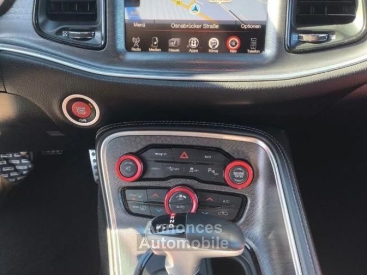 Dodge Challenger SRT 392 64 V8 HEMI, Harman Kardon, jantes 20 pouces, cam&eacute;ra de recul - 11
