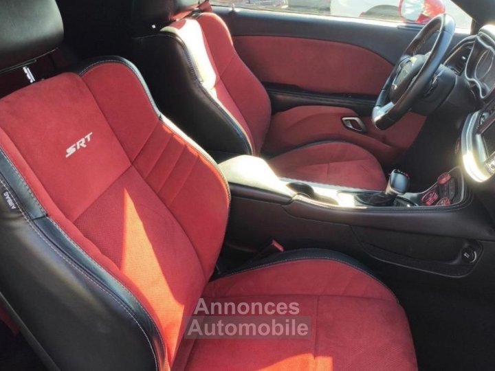 Dodge Challenger SRT 392 64 V8 HEMI, Harman Kardon, jantes 20 pouces, cam&eacute;ra de recul - 12