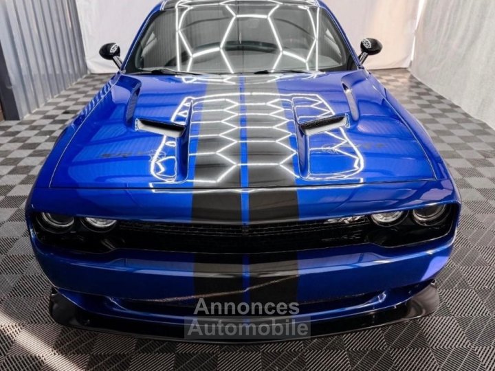 Dodge Challenger V6 36 L, carrosserie large (Widebody) - 2