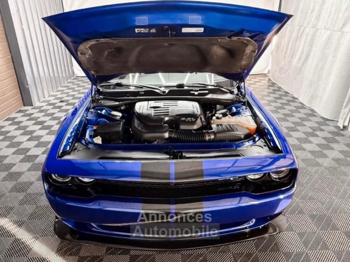 Dodge Challenger V6 36 L, carrosserie large (Widebody) - 3
