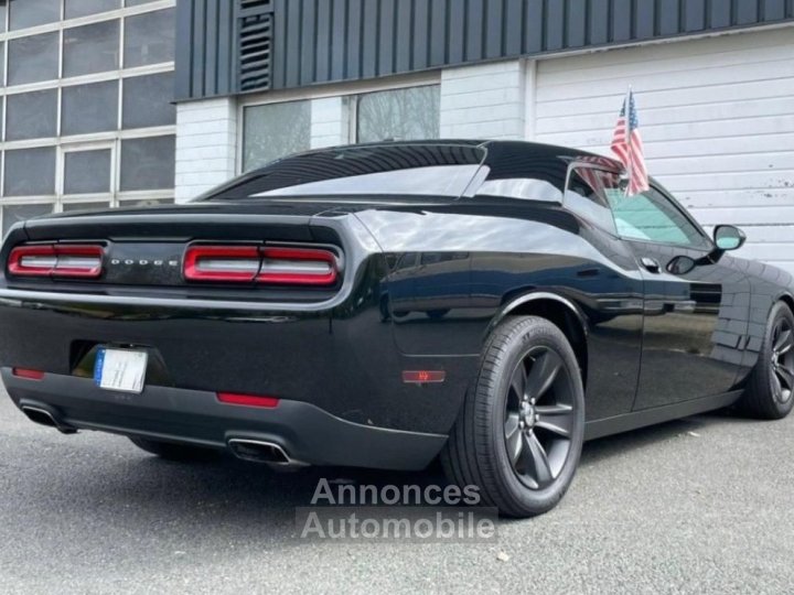Dodge Challenger 36 V6 SXT, jantes 17 pouces, import&eacute;e directement des &Eacute;tats-Unis - 5