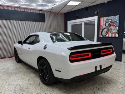 Dodge Challenger R-T Night Edition V8 57 HEMI   - 4