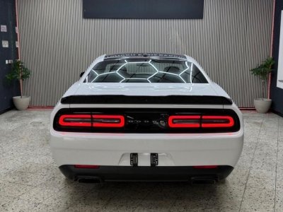 Dodge Challenger R-T Night Edition V8 57 HEMI   - 5