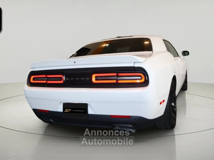 Dodge Challenger R/T HEMI V8 57 373 CH * AUTOMATIQUE * CARPLAY * CAM&Eacute;RA * D&Eacute;MARRAGE &Agrave; DISTANCE - 3