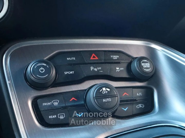Dodge Challenger R/T HEMI V8 57 373 CH * AUTOMATIQUE * CARPLAY * CAM&Eacute;RA * D&Eacute;MARRAGE &Agrave; DISTANCE - 9