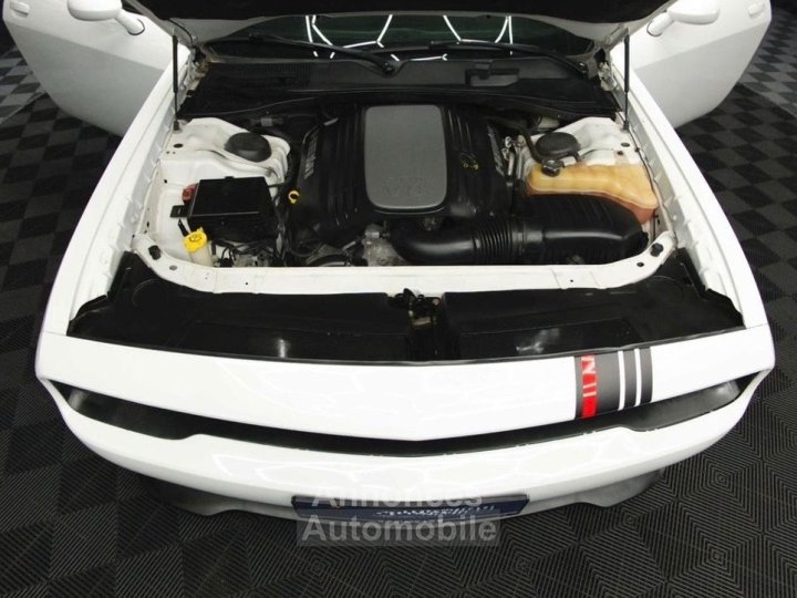 Dodge Challenger R-T 57 V8 HEMI &ndash; SRT Style - 8