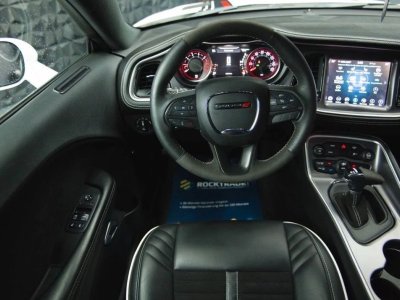 Dodge Challenger R-T 57 V8 HEMI &ndash; SRT Style   - 13