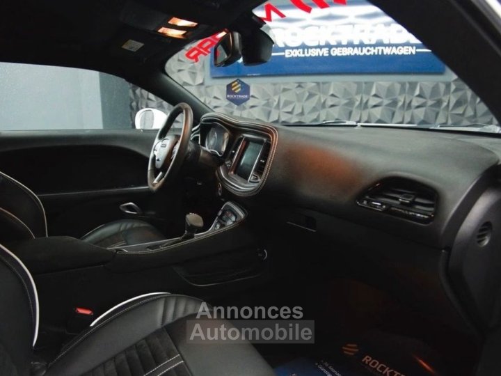 Dodge Challenger R-T 57 V8 HEMI &ndash; SRT Style - 14