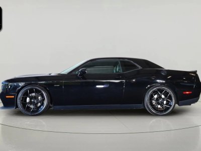 Dodge Challenger * R/T V8 57 377 CH * AUTOMATIQUE * CUIR * SI&Egrave;GES CHAUFFANTS * CAM&Eacute;RA   - 4