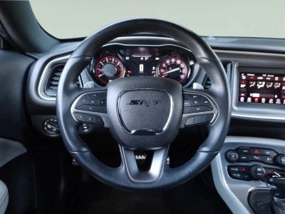 Dodge Challenger * R/T V8 57 377 CH * AUTOMATIQUE * CUIR * SI&Egrave;GES CHAUFFANTS * CAM&Eacute;RA   - 17