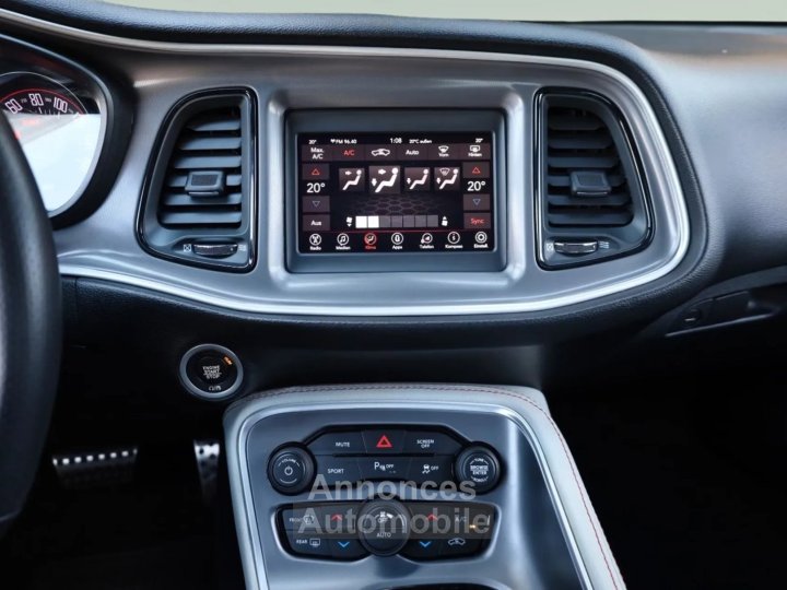 Dodge Challenger * R/T V8 57 377 CH * AUTOMATIQUE * CUIR * SI&Egrave;GES CHAUFFANTS * CAM&Eacute;RA - 19