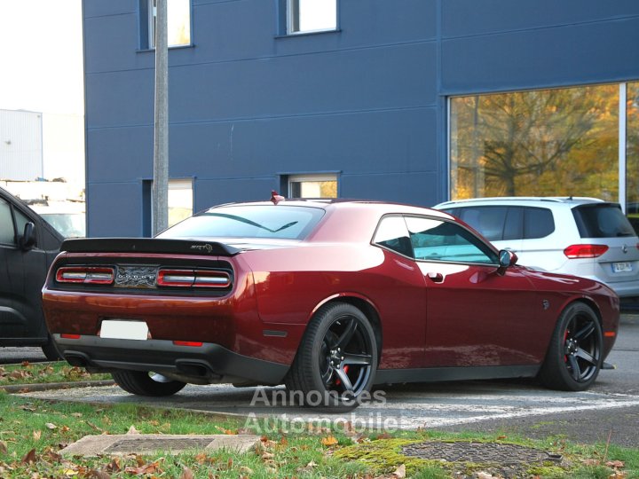 Dodge Challenger hellcat 62 supercharged - 4