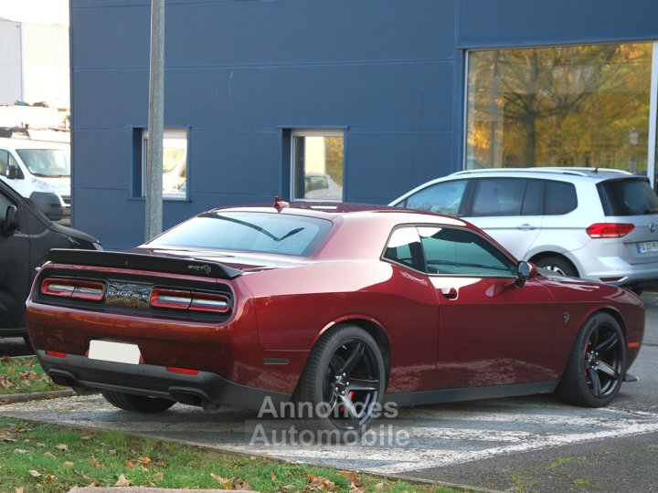 Dodge Challenger hellcat 62 supercharged - 5