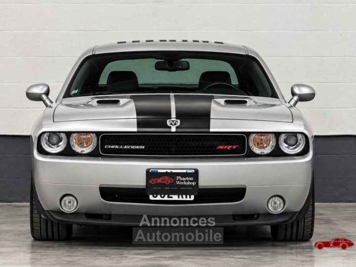 Dodge Challenger SRT8 61 Hemi SRT8 61 Hemi - 4
