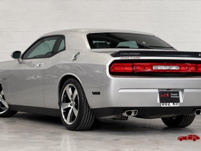 Dodge Challenger SRT8 61 Hemi SRT8 61 Hemi   - 8