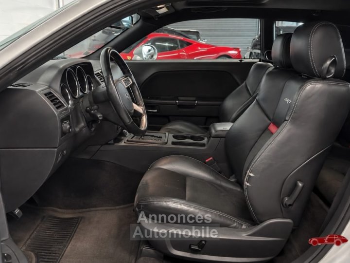 Dodge Challenger SRT8 61 Hemi SRT8 61 Hemi - 19