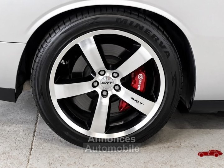 Dodge Challenger SRT8 61 Hemi SRT8 61 Hemi - 38