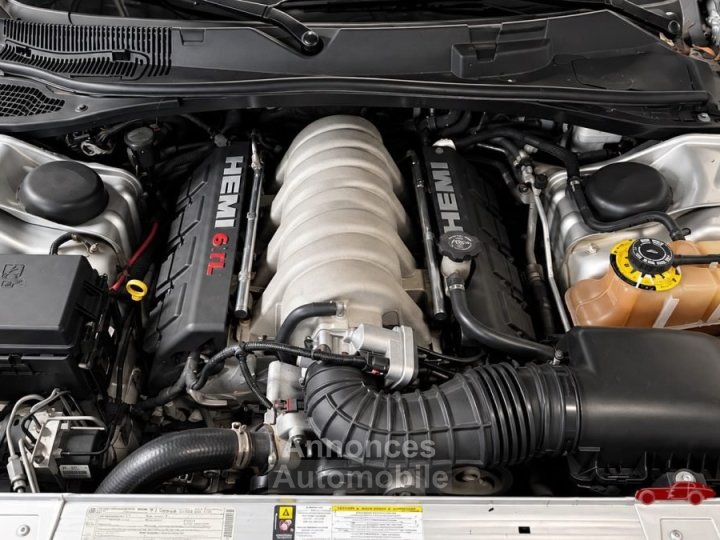 Dodge Challenger SRT8 61 Hemi SRT8 61 Hemi - 47