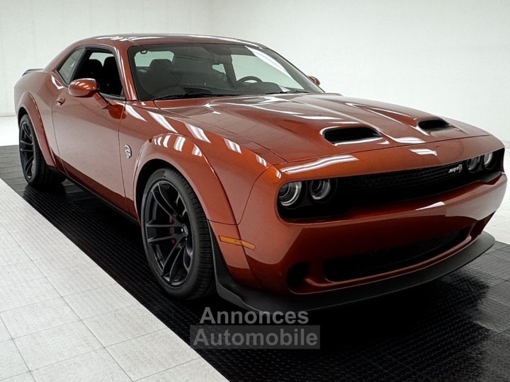Dodge Challenger SRT Hellcat Widebody Hardtop - 7