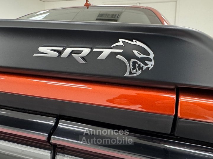 Dodge Challenger SRT Hellcat Widebody Hardtop - 22