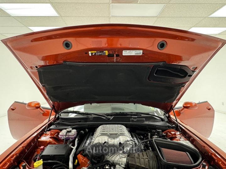 Dodge Challenger SRT Hellcat Widebody Hardtop - 43