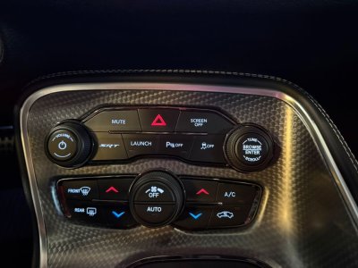 Dodge Challenger SRT 62 V8 Hellcat   - 9