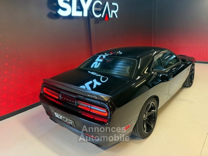 Dodge Challenger SRT 62 V8 Hellcat - 14